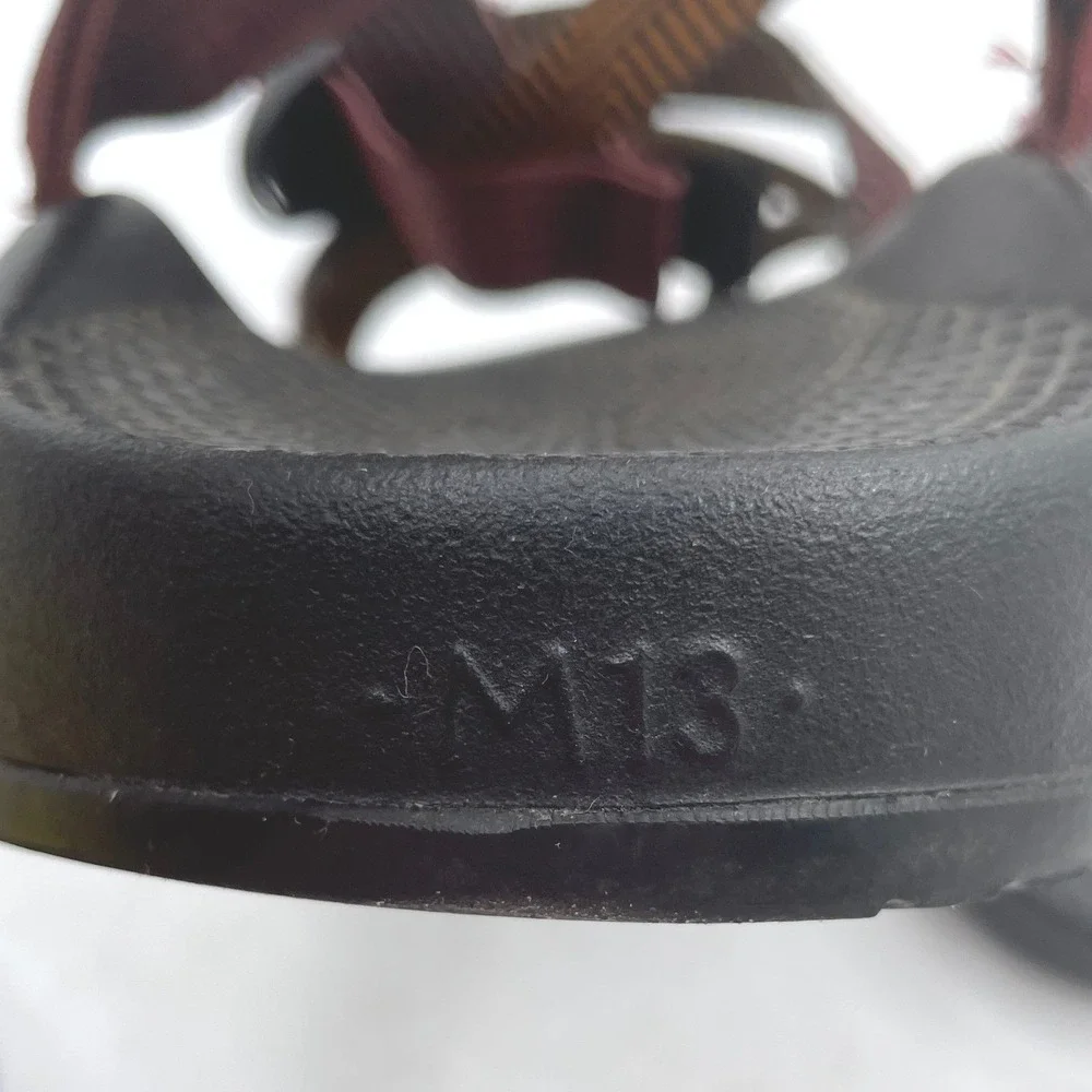 Chaco Z2 Classic Mens Sandals Burgundy Geometric Double Strap Toe Loop Size 13‎